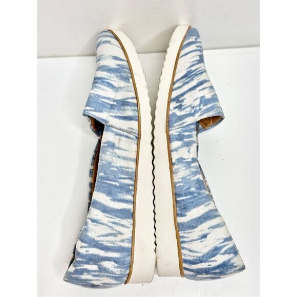 Life Stride Womens Size 5.5 Blue Bloom 2 Slip On Flat Shoes - Picture 5 of 8